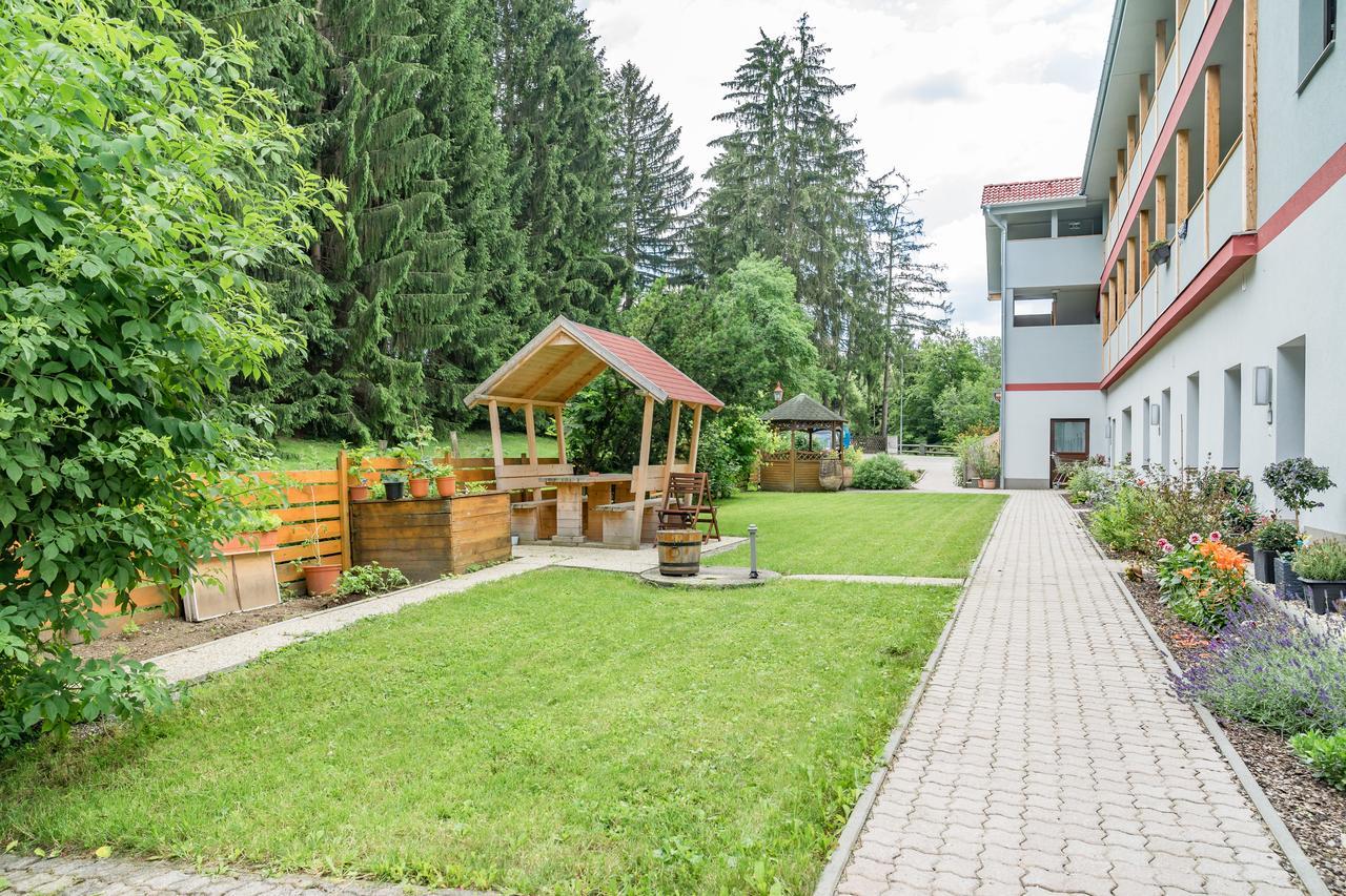 Smart Liv'In Laabnerhof Apartman Laaben Kültér fotó