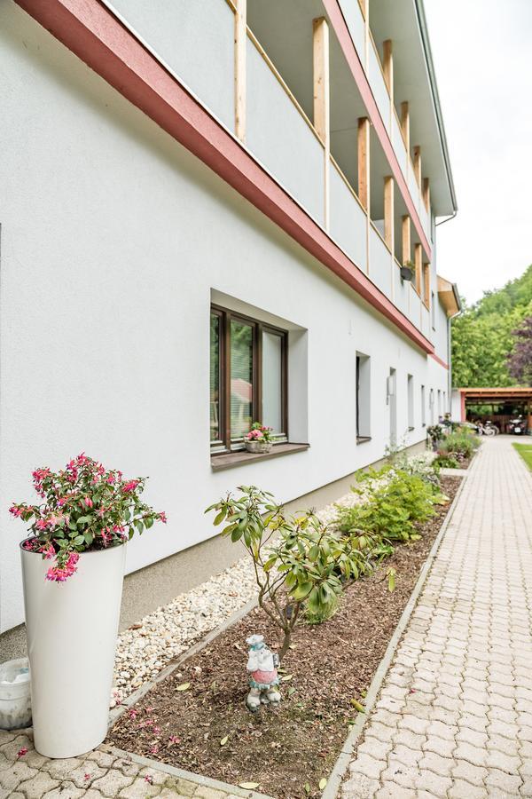 Smart Liv'In Laabnerhof Apartman Laaben Kültér fotó