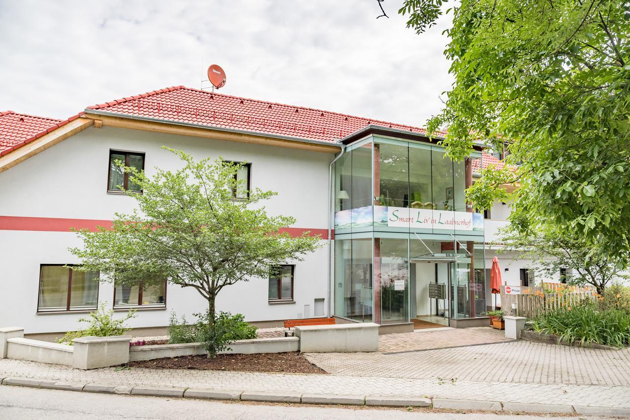 Smart Liv'In Laabnerhof Apartman Laaben Kültér fotó