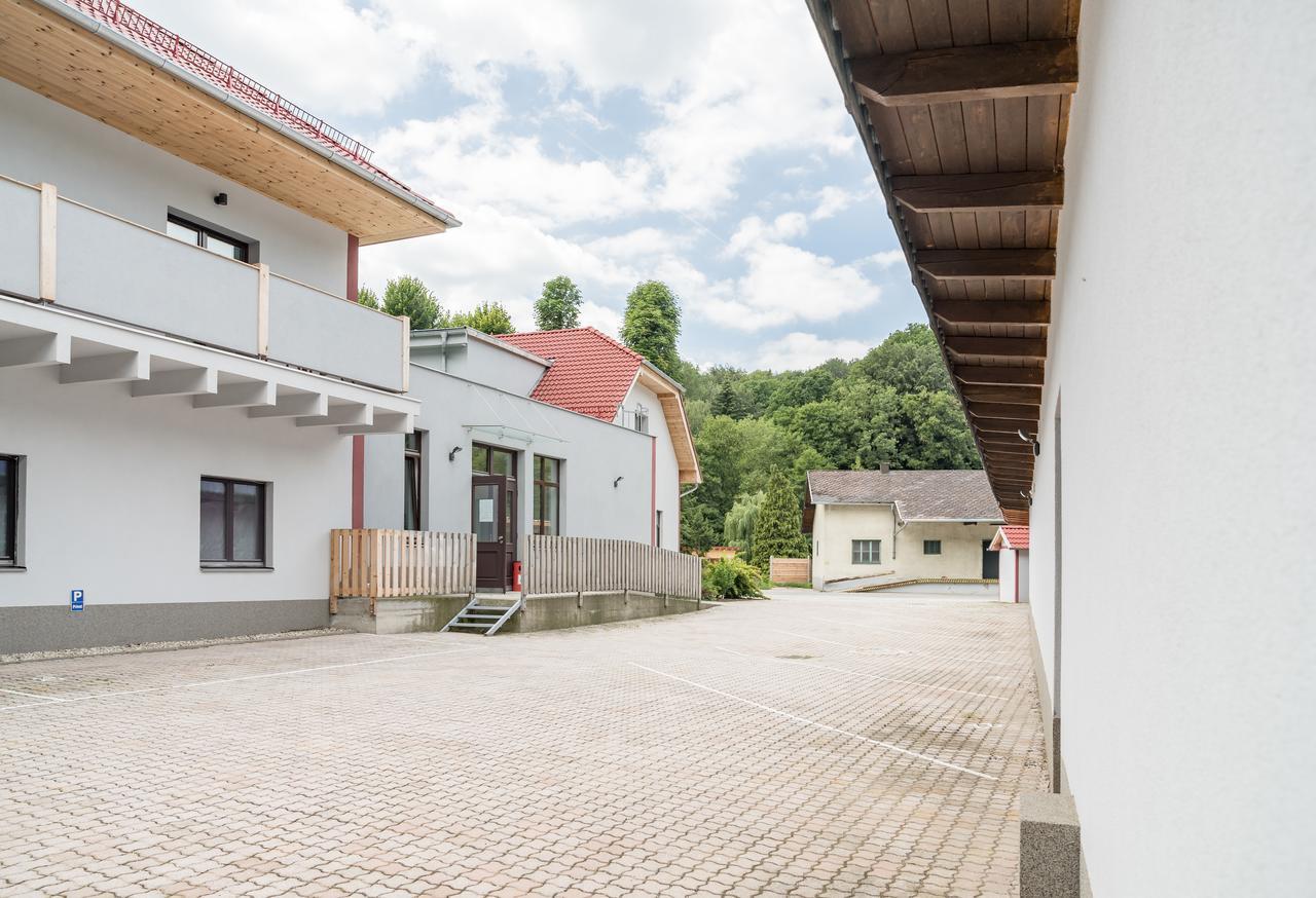 Smart Liv'In Laabnerhof Apartman Laaben Kültér fotó