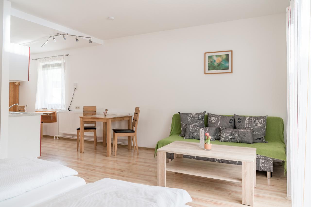 Smart Liv'In Laabnerhof Apartman Laaben Kültér fotó